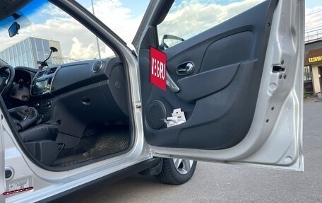 Renault Sandero II рестайлинг, 2016 год, 777 000 рублей, 13 фотография