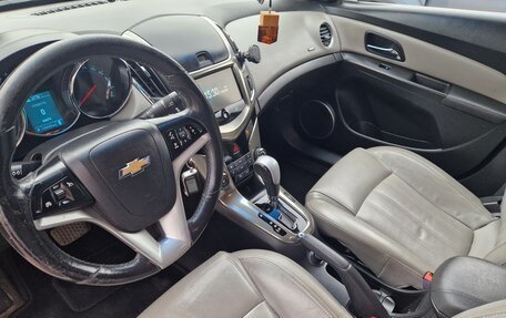 Chevrolet Cruze II, 2013 год, 969 000 рублей, 13 фотография