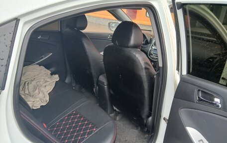 Hyundai Solaris II рестайлинг, 2011 год, 850 000 рублей, 9 фотография