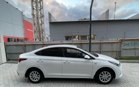 Hyundai Solaris II рестайлинг, 2017 год, 1 670 000 рублей, 2 фотография