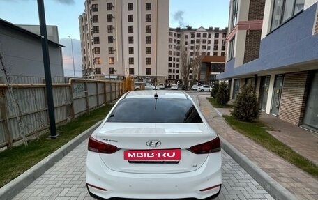 Hyundai Solaris II рестайлинг, 2017 год, 1 670 000 рублей, 4 фотография