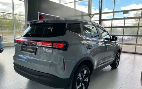 Chery Tiggo 4 I рестайлинг, 2025 год, 2 420 000 рублей, 6 фотография