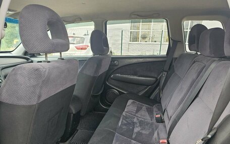 Mitsubishi Outlander III рестайлинг 3, 2003 год, 397 500 рублей, 13 фотография