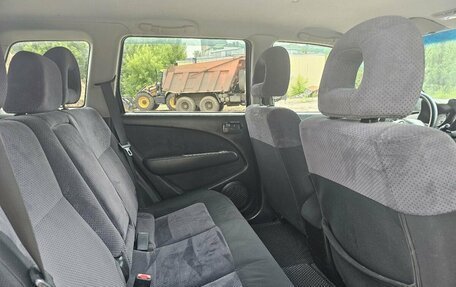 Mitsubishi Outlander III рестайлинг 3, 2003 год, 397 500 рублей, 15 фотография