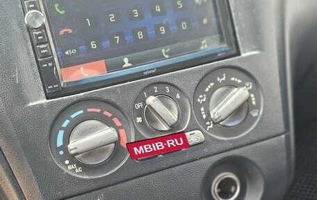 Mitsubishi Outlander III рестайлинг 3, 2003 год, 397 500 рублей, 26 фотография