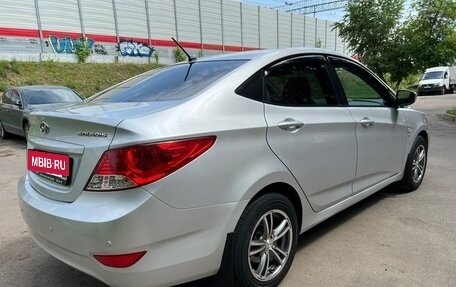 Hyundai Solaris II рестайлинг, 2014 год, 785 000 рублей, 4 фотография