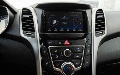 Hyundai i30 II рестайлинг, 2013 год, 979 000 рублей, 18 фотография