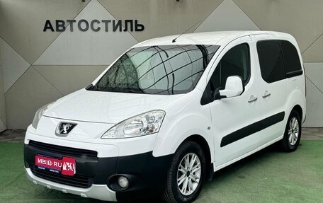 Peugeot Partner II рестайлинг 2, 2011 год, 699 000 рублей, 1 фотография