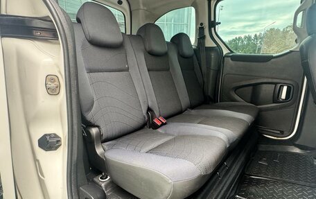 Peugeot Partner II рестайлинг 2, 2011 год, 699 000 рублей, 12 фотография