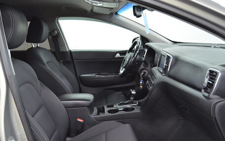 KIA Sportage IV рестайлинг, 2017 год, 1 600 000 рублей, 24 фотография