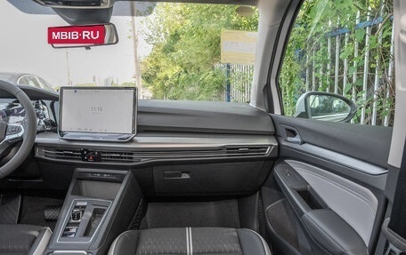 Volkswagen Golf VIII, 2025 год, 3 000 077 рублей, 26 фотография