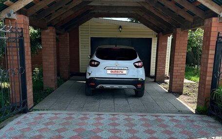 Renault Kaptur I рестайлинг, 2017 год, 1 600 рублей, 3 фотография