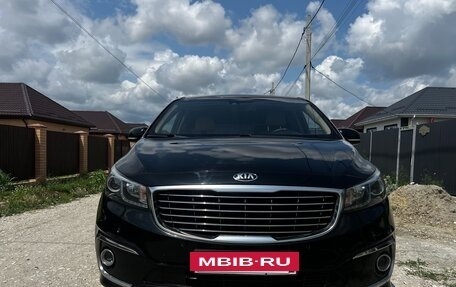 KIA Carnival III, 2017 год, 2 600 000 рублей, 3 фотография