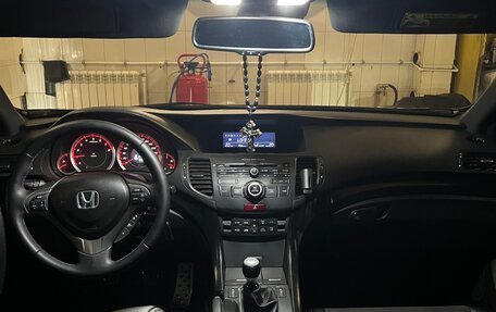 Honda Accord VIII рестайлинг, 2011 год, 1 750 000 рублей, 14 фотография