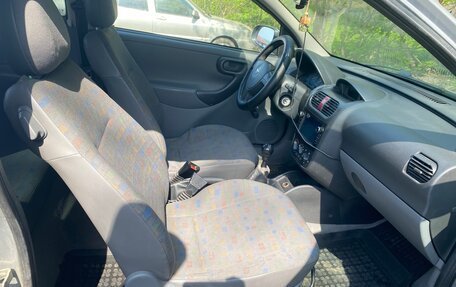 Opel Corsa C рестайлинг, 2001 год, 269 000 рублей, 17 фотография
