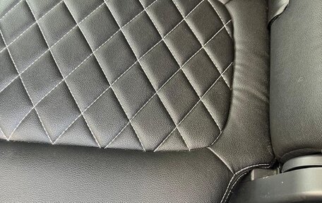 Mitsubishi Outlander III рестайлинг 3, 2022 год, 2 600 000 рублей, 4 фотография