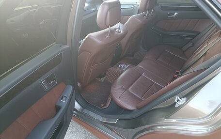 Mercedes-Benz E-Класс, 2012 год, 1 975 000 рублей, 10 фотография