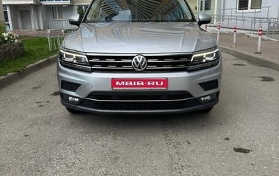 Volkswagen Tiguan II, 2018 год, 2 850 000 рублей, 1 фотография