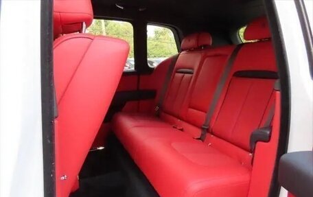 Rolls-Royce Cullinan, 2022 год, 31 500 750 рублей, 18 фотография