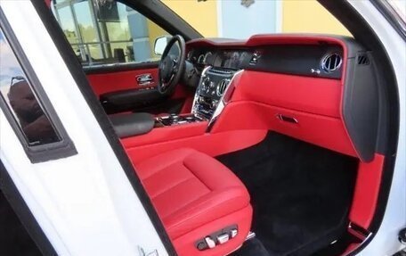 Rolls-Royce Cullinan, 2022 год, 31 500 750 рублей, 14 фотография