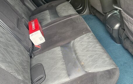 Toyota Kluger I, 2002 год, 1 175 000 рублей, 12 фотография