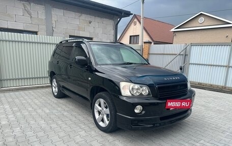 Toyota Kluger I, 2002 год, 1 175 000 рублей, 11 фотография