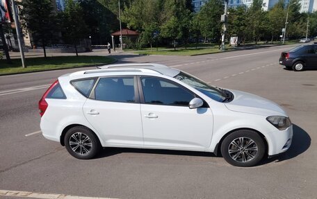 KIA cee'd I рестайлинг, 2011 год, 650 000 рублей, 2 фотография