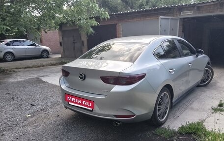 Mazda 3, 2019 год, 1 950 000 рублей, 3 фотография