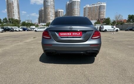 Mercedes-Benz E-Класс, 2018 год, 3 700 000 рублей, 5 фотография