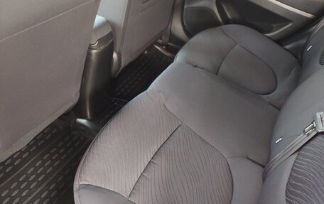 Hyundai Solaris II рестайлинг, 2014 год, 1 200 000 рублей, 7 фотография