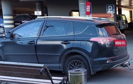 Toyota RAV4, 2019 год, 2 832 000 рублей, 2 фотография