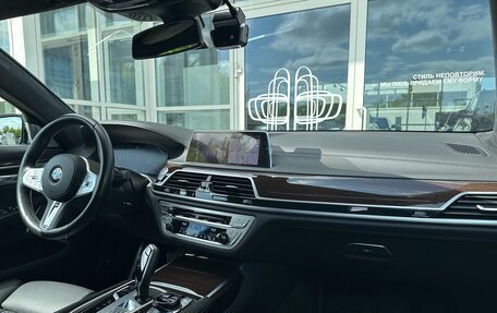 BMW 7 серия, 2020 год, 9 934 000 рублей, 17 фотография
