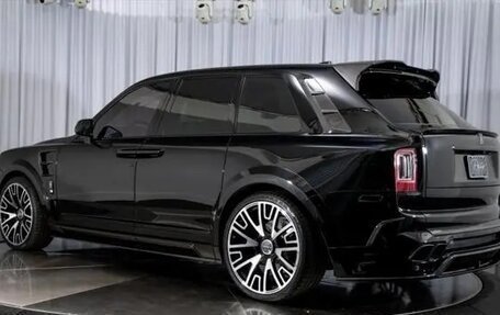 Rolls-Royce Cullinan, 2022 год, 36 750 000 рублей, 23 фотография