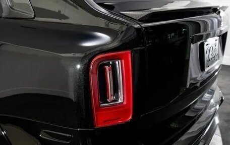 Rolls-Royce Cullinan, 2022 год, 36 750 000 рублей, 26 фотография