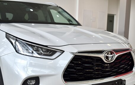 Toyota Highlander, 2025 год, 6 250 000 рублей, 1 фотография