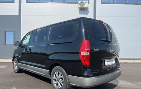 Hyundai H-1 II рестайлинг, 2019 год, 2 715 000 рублей, 4 фотография