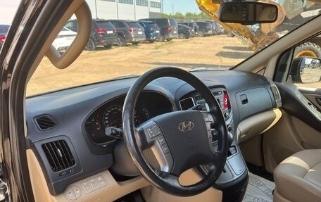 Hyundai H-1 II рестайлинг, 2019 год, 2 715 000 рублей, 5 фотография