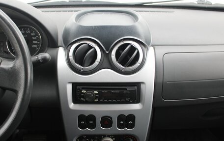 Renault Sandero I, 2012 год, 650 000 рублей, 10 фотография