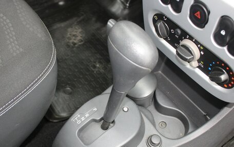 Renault Sandero I, 2012 год, 650 000 рублей, 12 фотография