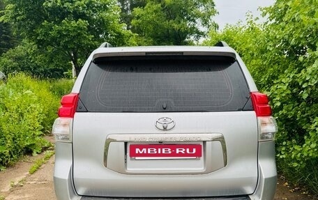 Toyota Land Cruiser Prado 150 рестайлинг 2, 2011 год, 3 100 000 рублей, 4 фотография