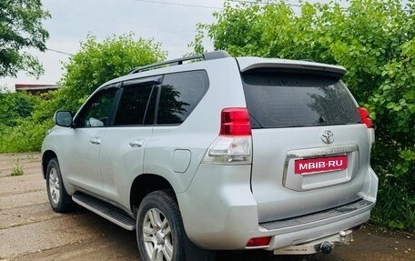 Toyota Land Cruiser Prado 150 рестайлинг 2, 2011 год, 3 100 000 рублей, 3 фотография