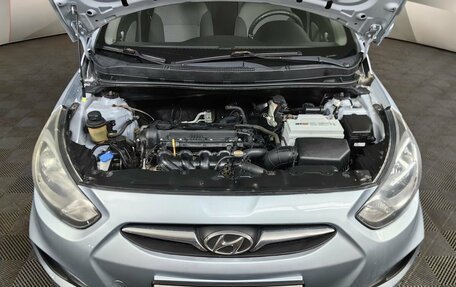 Hyundai Solaris II рестайлинг, 2011 год, 599 000 рублей, 18 фотография