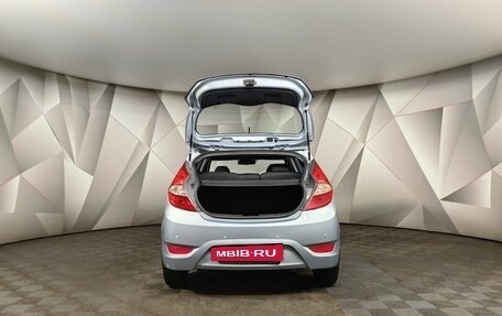 Hyundai Solaris II рестайлинг, 2011 год, 599 000 рублей, 19 фотография
