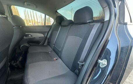 Chevrolet Cruze II, 2010 год, 550 000 рублей, 9 фотография