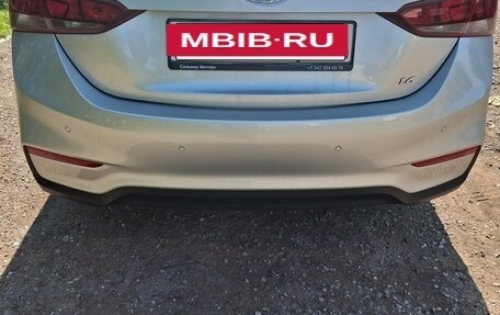 Hyundai Solaris II рестайлинг, 2017 год, 1 350 000 рублей, 4 фотография