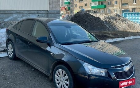 Chevrolet Cruze II, 2010 год, 550 000 рублей, 4 фотография