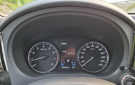 Mitsubishi Outlander III рестайлинг 3, 2018 год, 2 000 000 рублей, 11 фотография