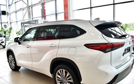 Toyota Highlander, 2025 год, 6 250 000 рублей, 4 фотография