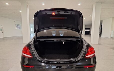 Mercedes-Benz E-Класс, 2020 год, 3 700 000 рублей, 9 фотография