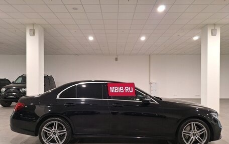 Mercedes-Benz E-Класс, 2020 год, 3 700 000 рублей, 4 фотография